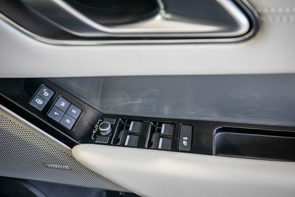 Land Rover Range Rover Velar Suv Grey #23