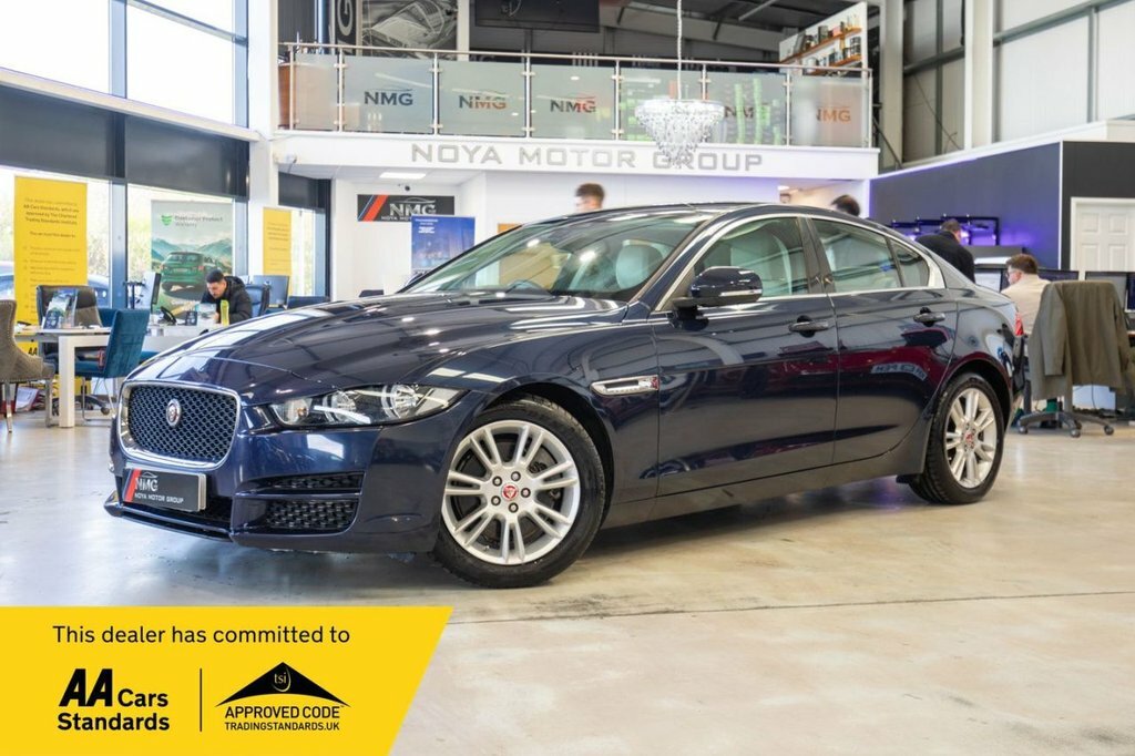 Jaguar XE 2L Prestige Blue