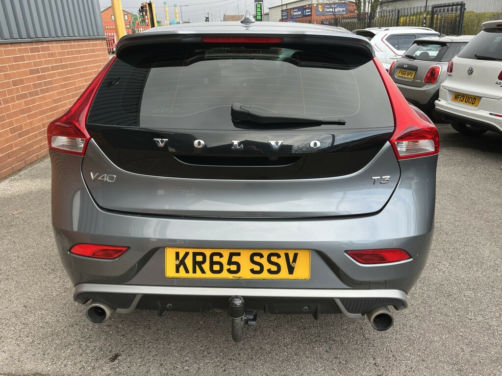 Volvo V40 2.0 R-design T3 2015 Grey #4