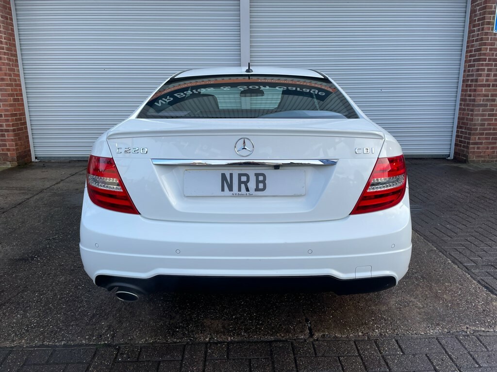 Mercedes-Benz C Class C220 Cdi Blueefficiency Sport White #4