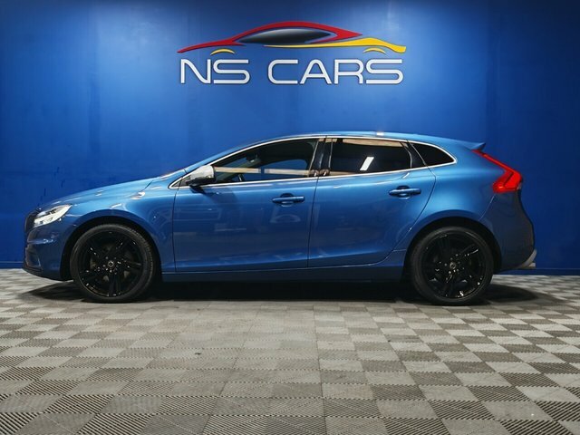 Volvo V40 T3 R-design Pro Hatchback Blue #6