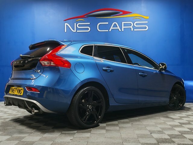 Volvo V40 T3 R-design Pro Hatchback Blue #3