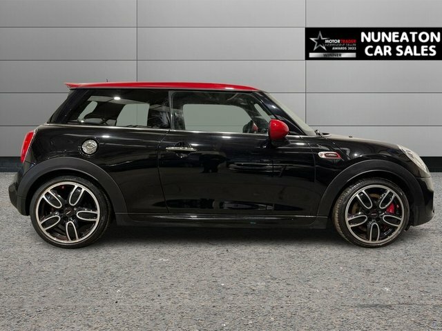 Mini Hatch 2.0 John Cooper Works Hatchback NU17HFH Black #2