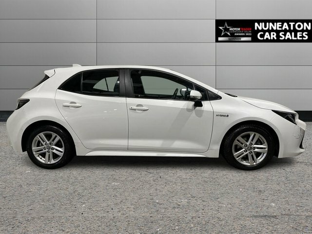 Toyota Corolla 1.8 Vvt-h Gpf Icon Tech Hatchback Hybri LL71KXX White #2
