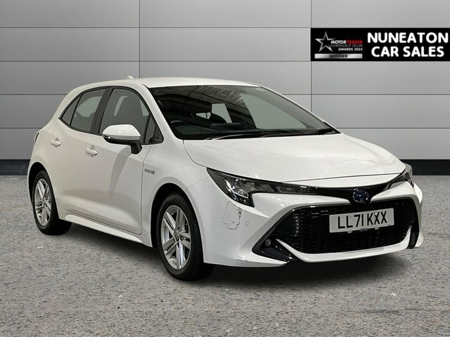 Toyota Corolla 1.8 Vvt-h Gpf Icon Tech Hatchback Hybri White