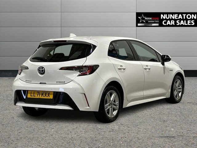 Toyota Corolla 1.8 Vvt-h Gpf Icon Tech Hatchback Hybri LL71KXX White #3