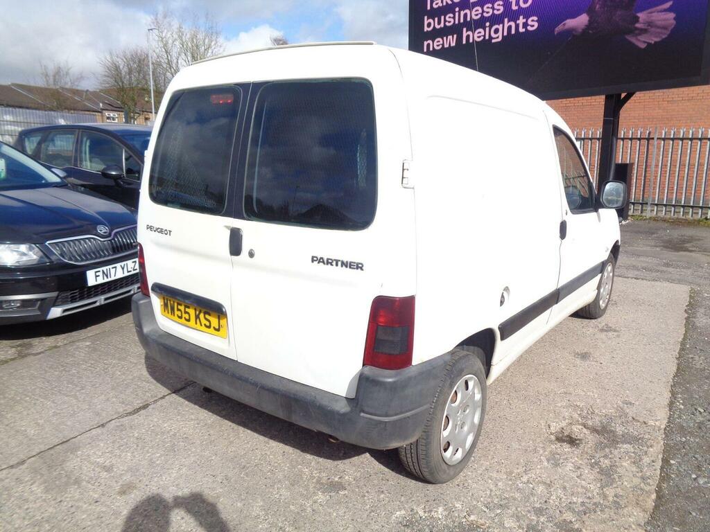 Peugeot Partner 2L Escapade Grey #3