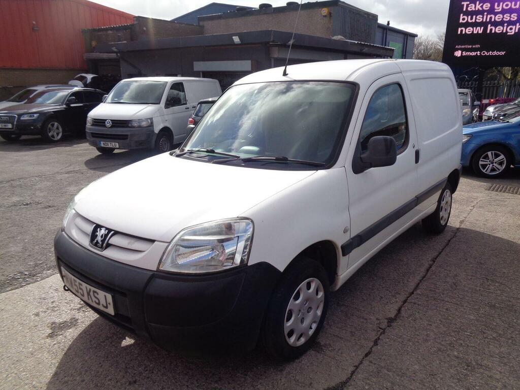 Peugeot Partner 2L Escapade Grey #6