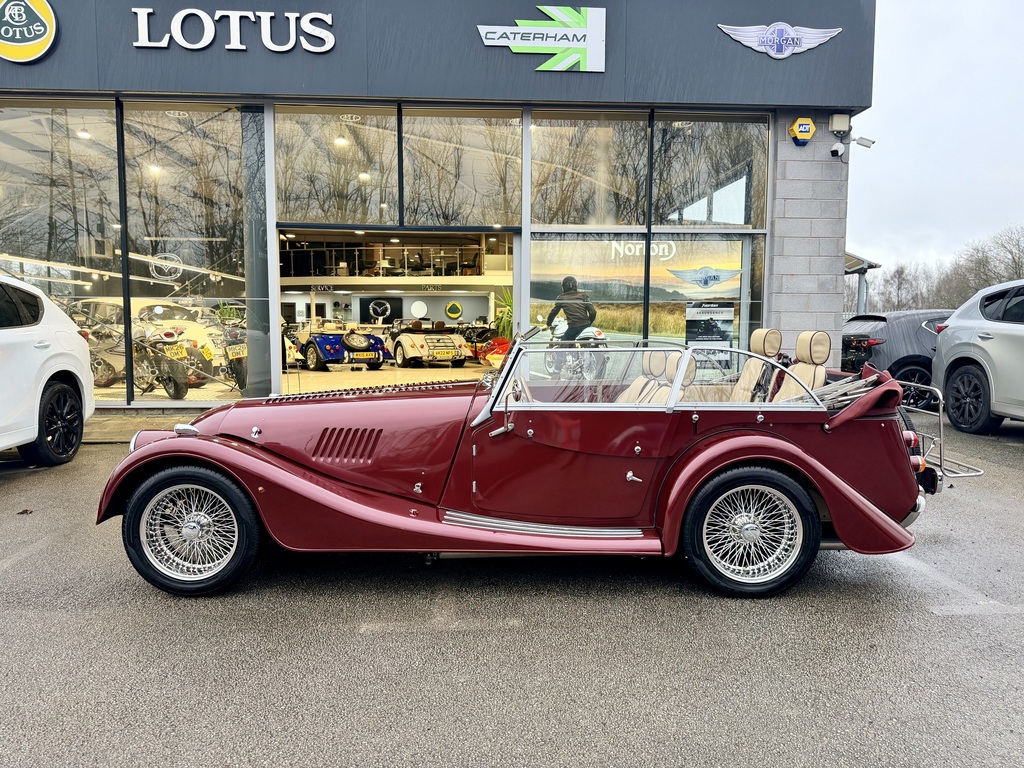 Morgan Roadster V6 4 Seats R15MWM Red #3