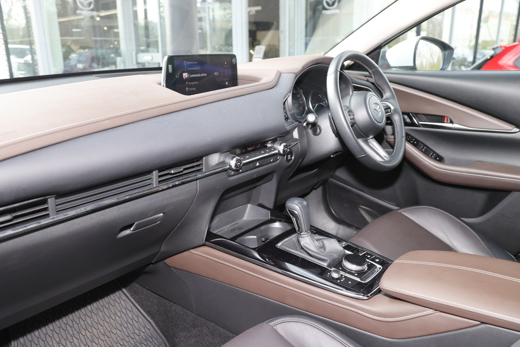 Mazda CX-30 2.0 E-skyactiv X Mhev Takumi DK73MJJ Silver #2