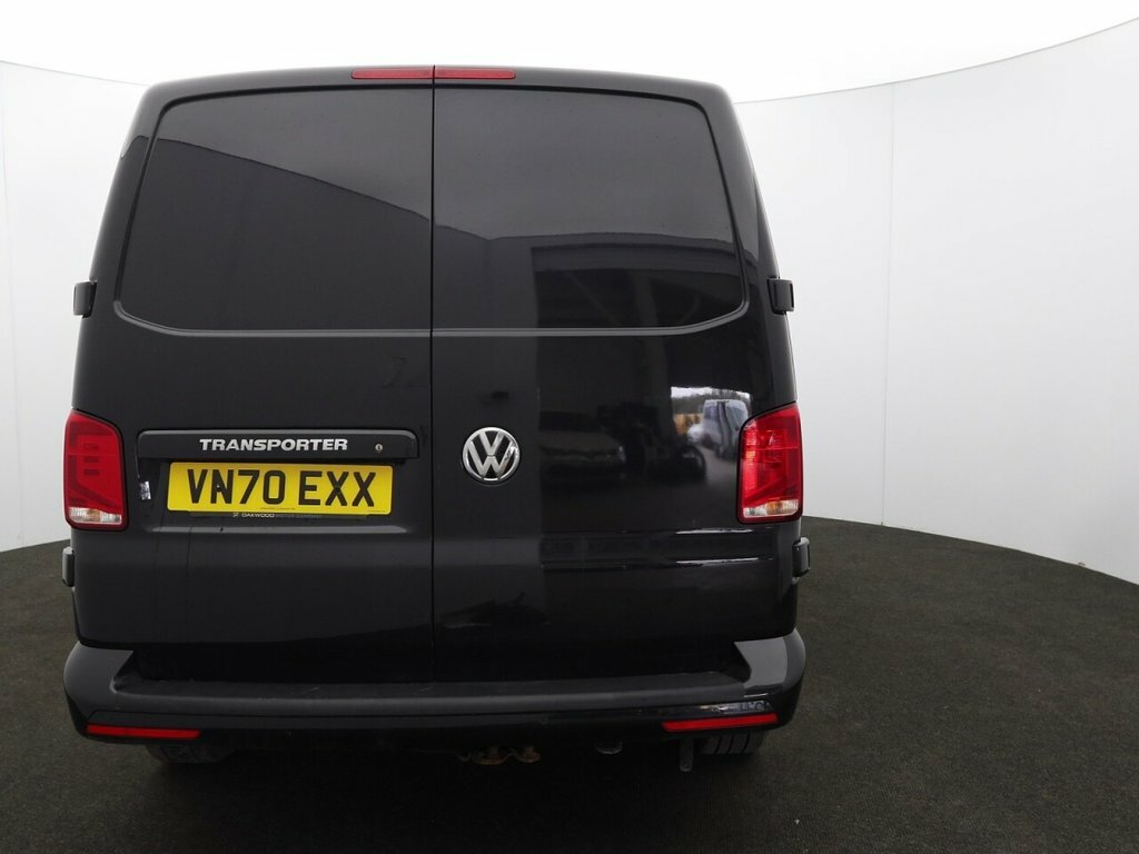 Volkswagen Transporter 2L Highline VN70EXX Black #6