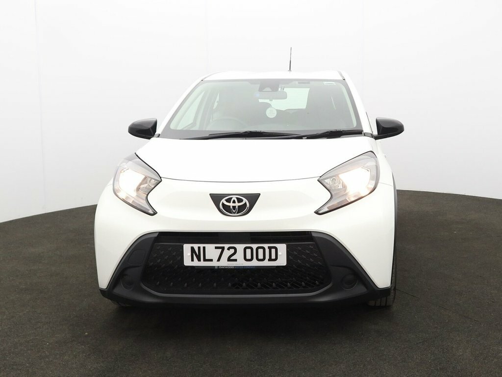 Toyota Aygo X 1L Pure NL72OOD White #2