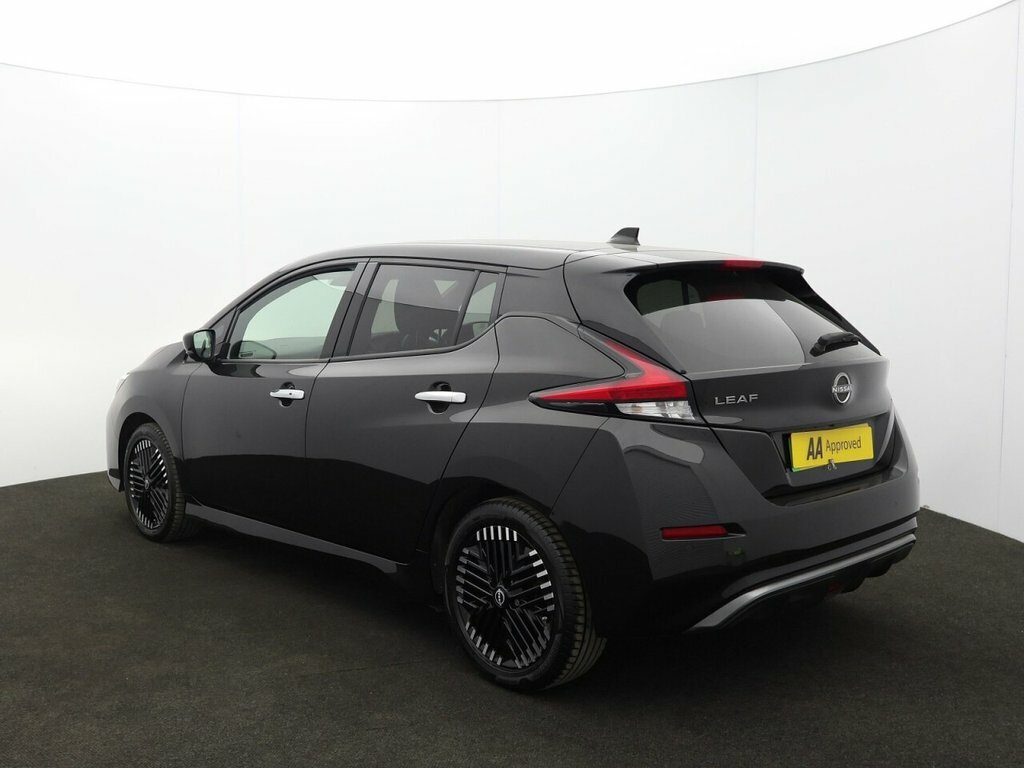 Nissan Leaf Hatchback DN72UXM Black #5
