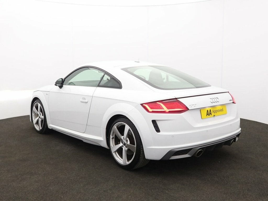 Audi TT 2L S Line WG69TWX White #4