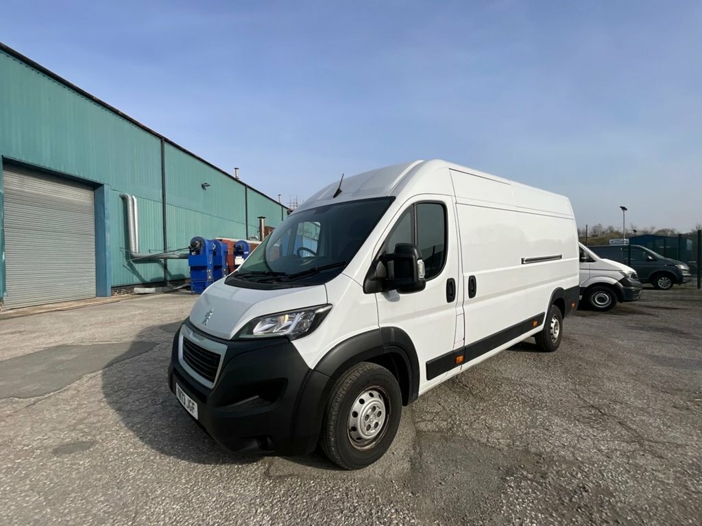 Peugeot Boxer 2.2L Professional Premium YM73JGF White #5