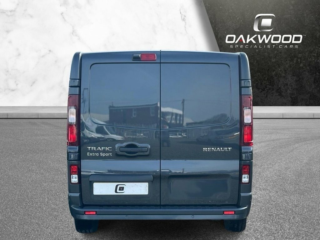 Renault Trafic 2L Extra Sport HT75BCO Grey #4