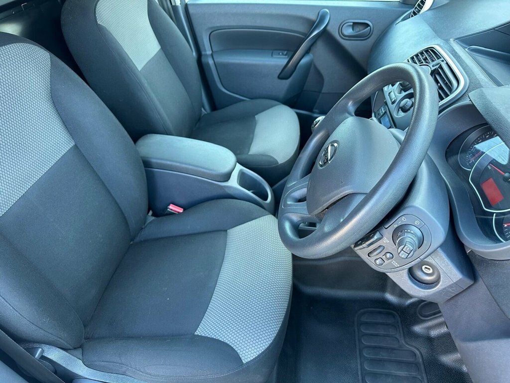 Nissan NV250 1.5L Acenta White #4