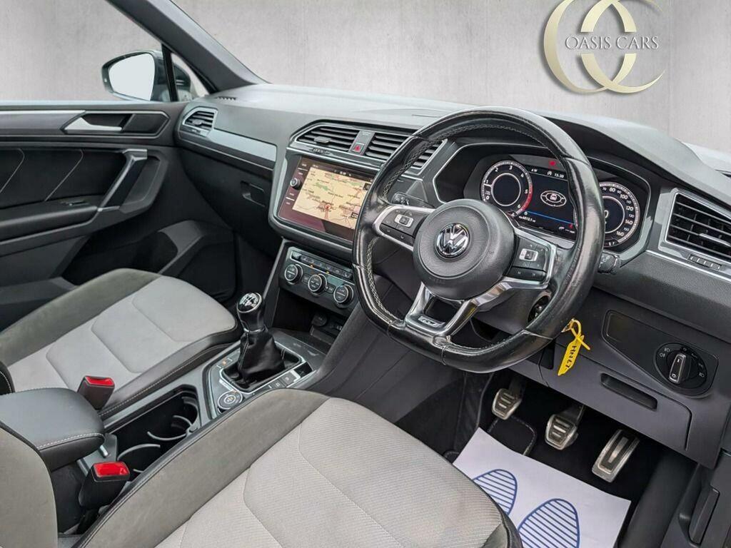 Volkswagen Tiguan Suv 2.0 Tdi R-line 4Motion Euro 6 Ss 2017 HN67FVH Black #2