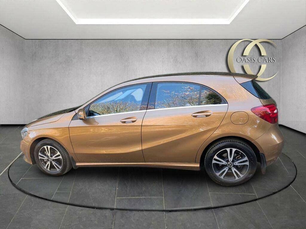 Mercedes-Benz A Class Hatchback 1.6 A160 Se Euro 6 Ss 201767 Beige #5