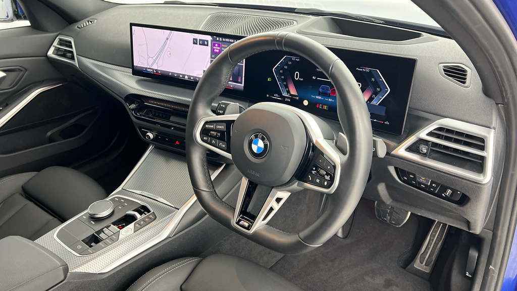 BMW 3 Series Estate YF25ZYW Blue #6