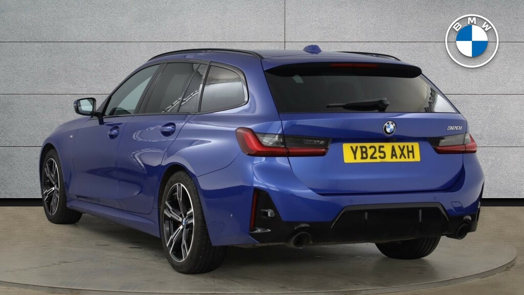 BMW 3 Series Estate YB25AXH Blue #2