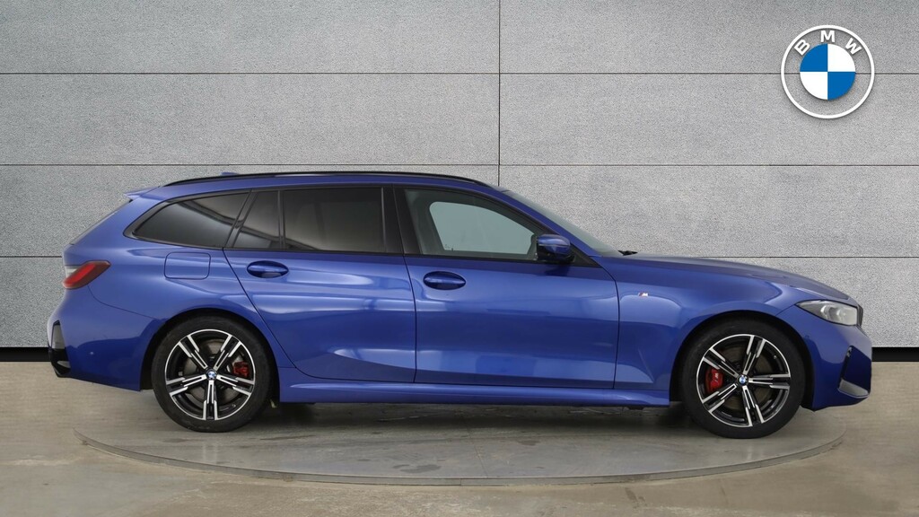 BMW 3 Series Estate YB25AXH Blue #3