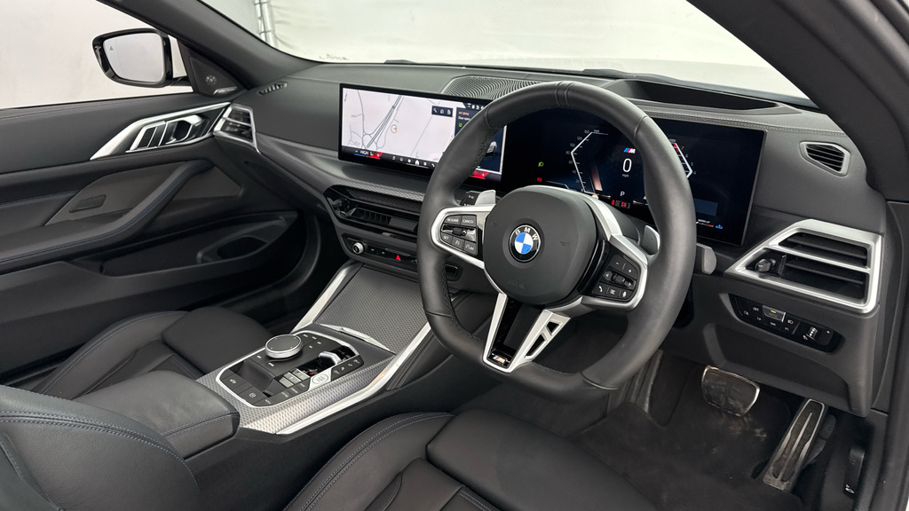 BMW 4 Series Convertible YB25KXU White #6