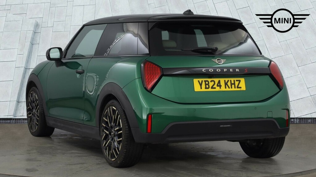 Mini Hatch Hatchback YB24KHZ Green #2
