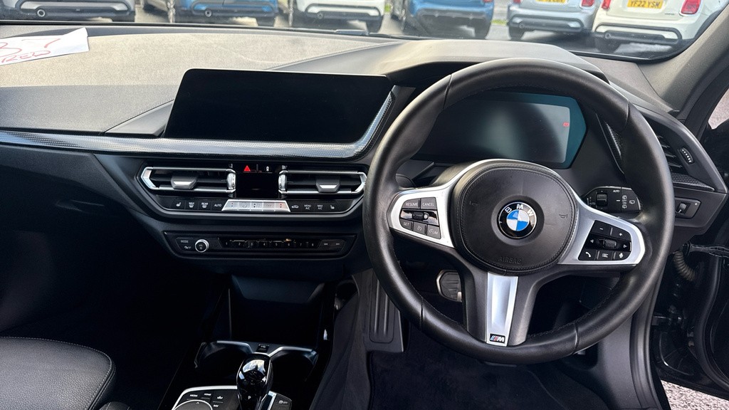 BMW 1 Series Sports WF71TBY Black #4