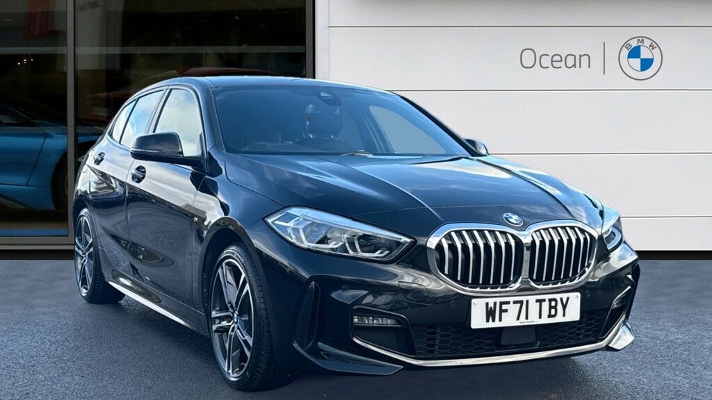 BMW 1 Series Sports Black