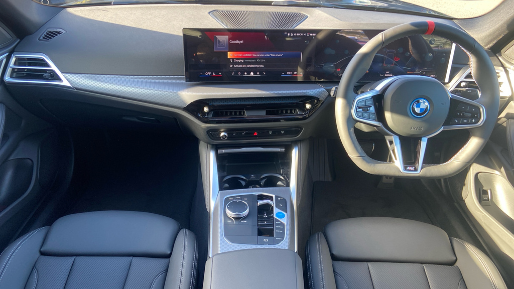 BMW i4 Coupe WF75YTT Black #4