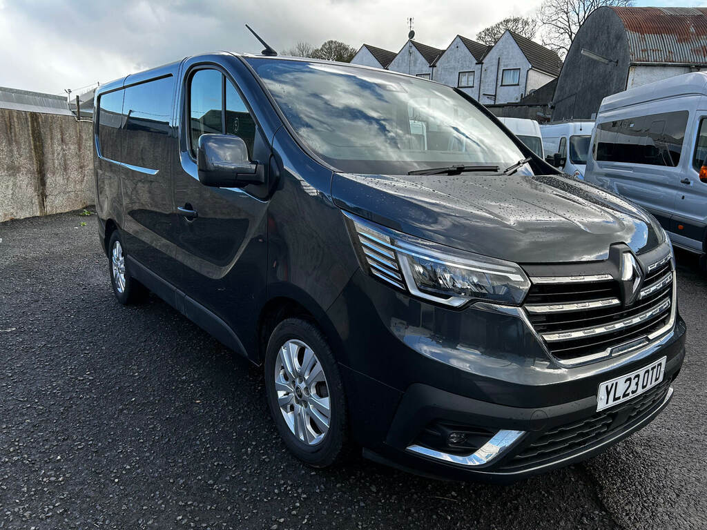 Renault Trafic Sl28 Blue Dci 130 Sport Van Grey