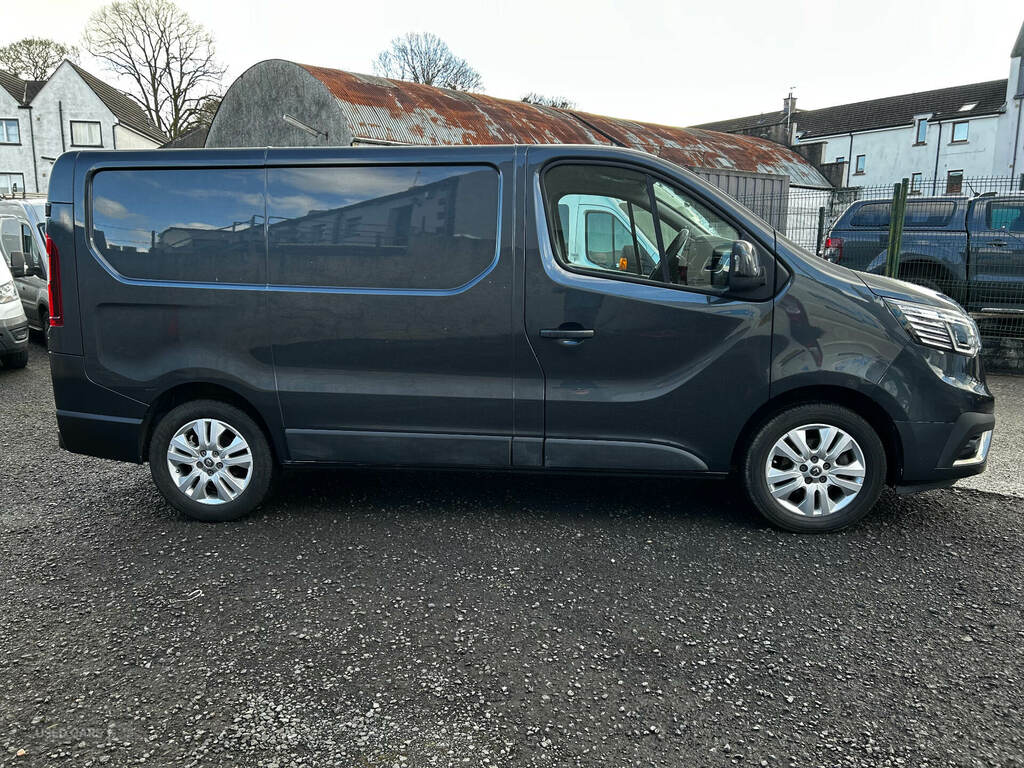 Renault Trafic Sl28 Blue Dci 130 Sport Van YL23OTD Grey #5
