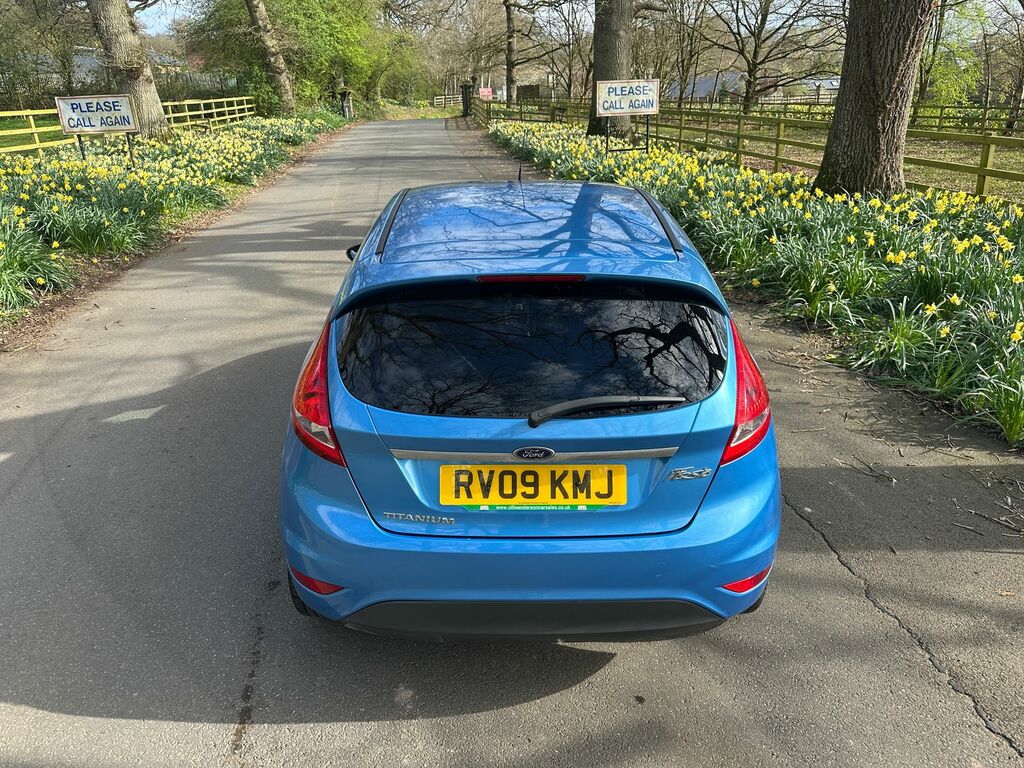 Ford Fiesta 1.4 Titanium Hatchback 133 Gkm RV09KMJ Blue #5