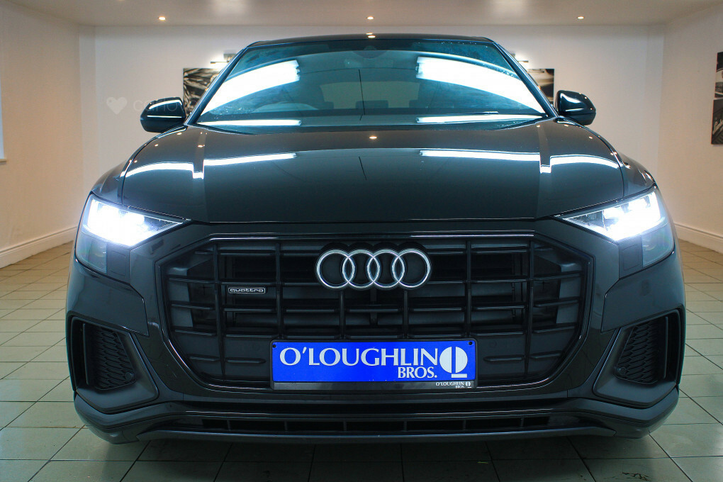 Audi Q8 S Line Black Edition 50 Tdi Mhev Quattro VN23YMW #3