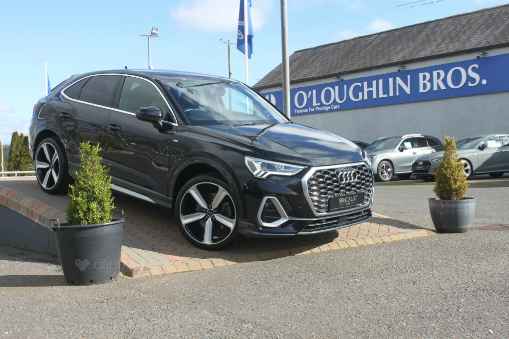 Audi Q3 Sportback 45 Tfsi Phev S Line E RJ22EHR #2