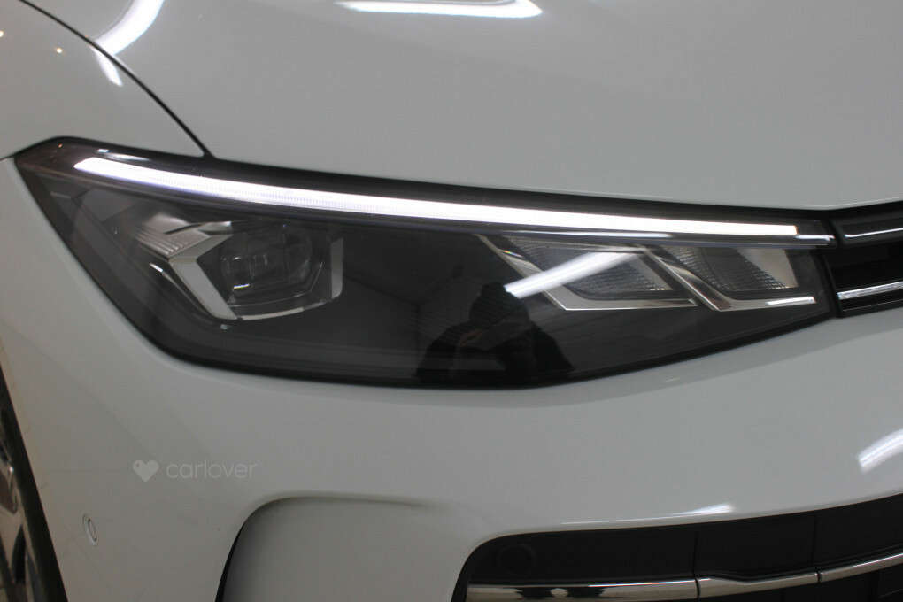 Volkswagen Passat Life Phev RO25CFA #5