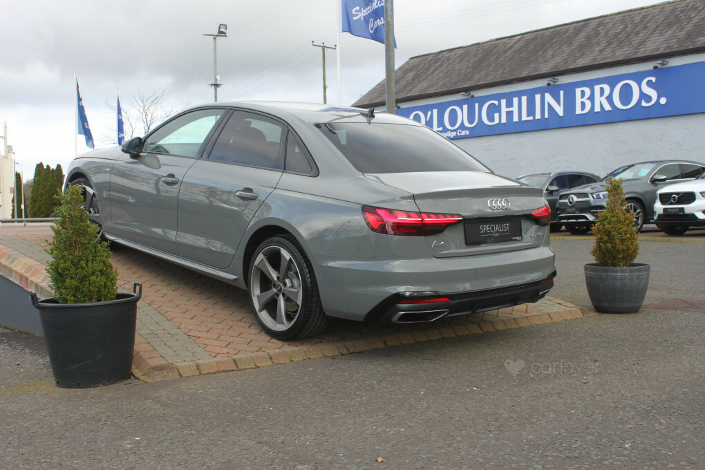 Audi A4 S Line Black Edition 35 Tdi Mhev B6FSG #3