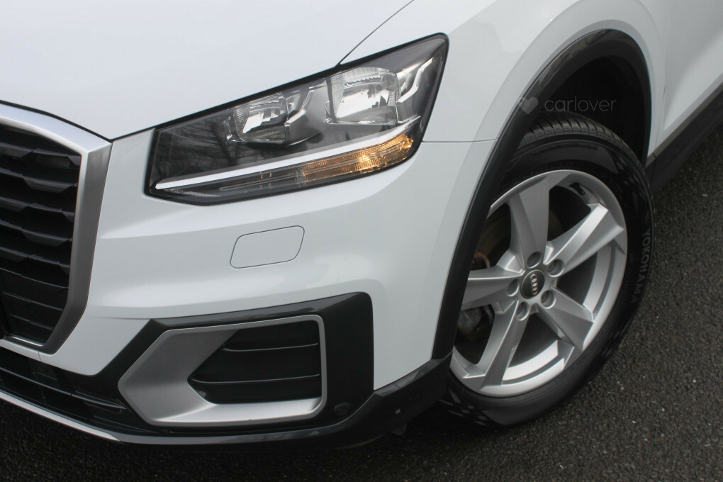 Audi Q2 Sport 30 Tdi KS68JRZ #2