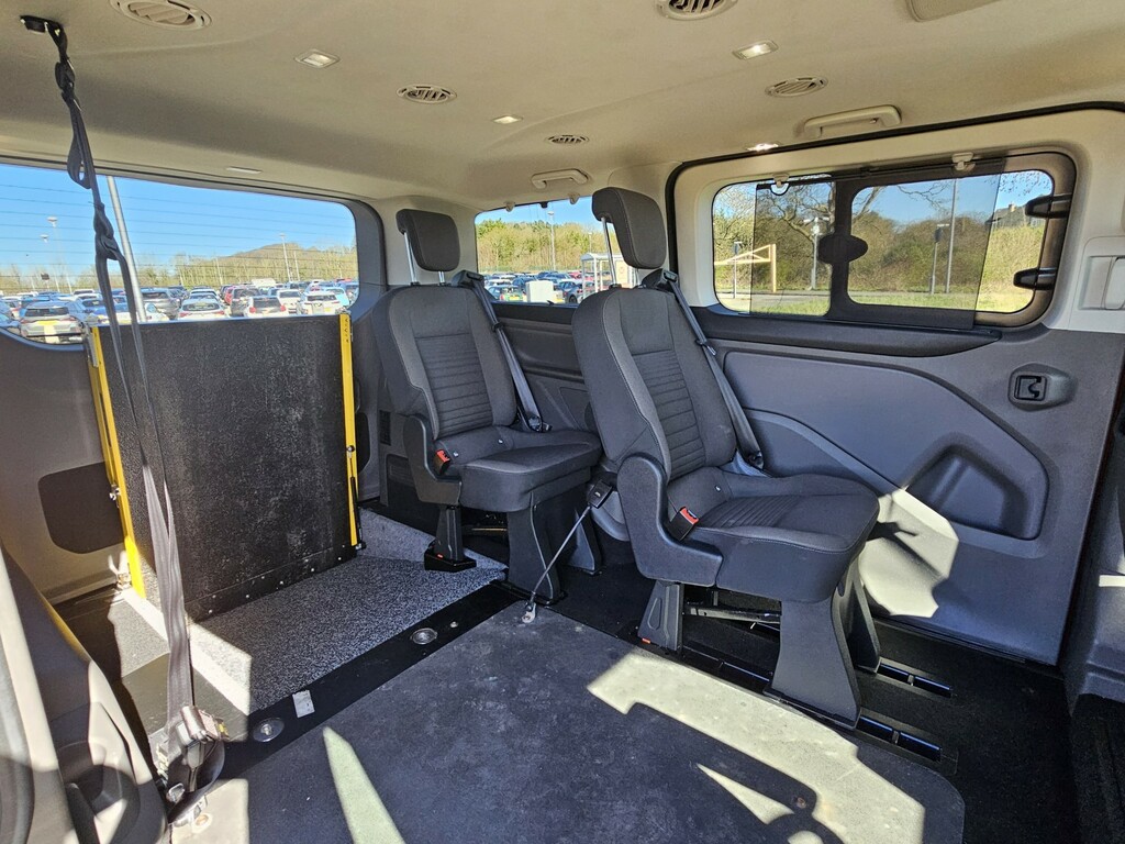 Ford Tourneo Custom 2.0 Tdci Mobility Access RX70EEP Red #6