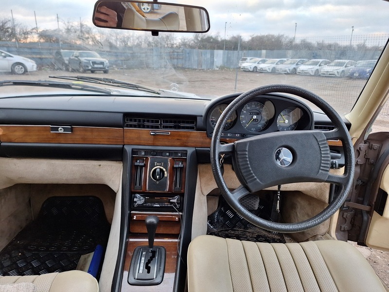 Mercedes-Benz 1.8 Roadster Yellow #18