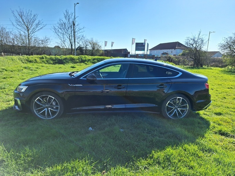 Audi A5 2.0 Tfsi 40 S KY22JDF Black #4