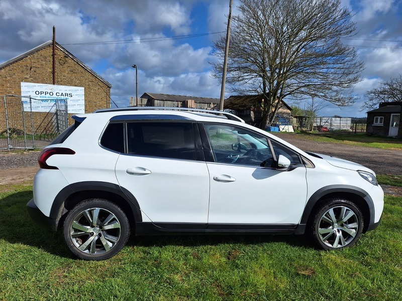 Peugeot 2008 1.2 Puretech Allure Eat RJ68OPA White #6