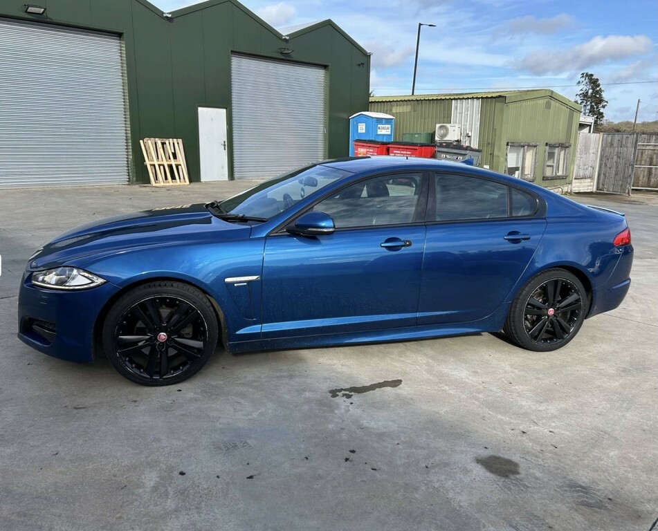 Jaguar XF Saloon 2.2 D R-sport Black 2015 BK15HDZ Blue #2