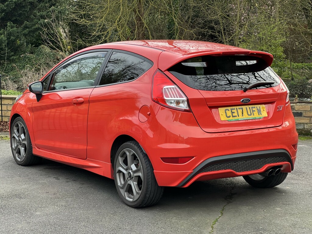 Ford Fiesta Hatchback 1.6 T Ecoboost St-3 2017 CE17UFW Orange #4