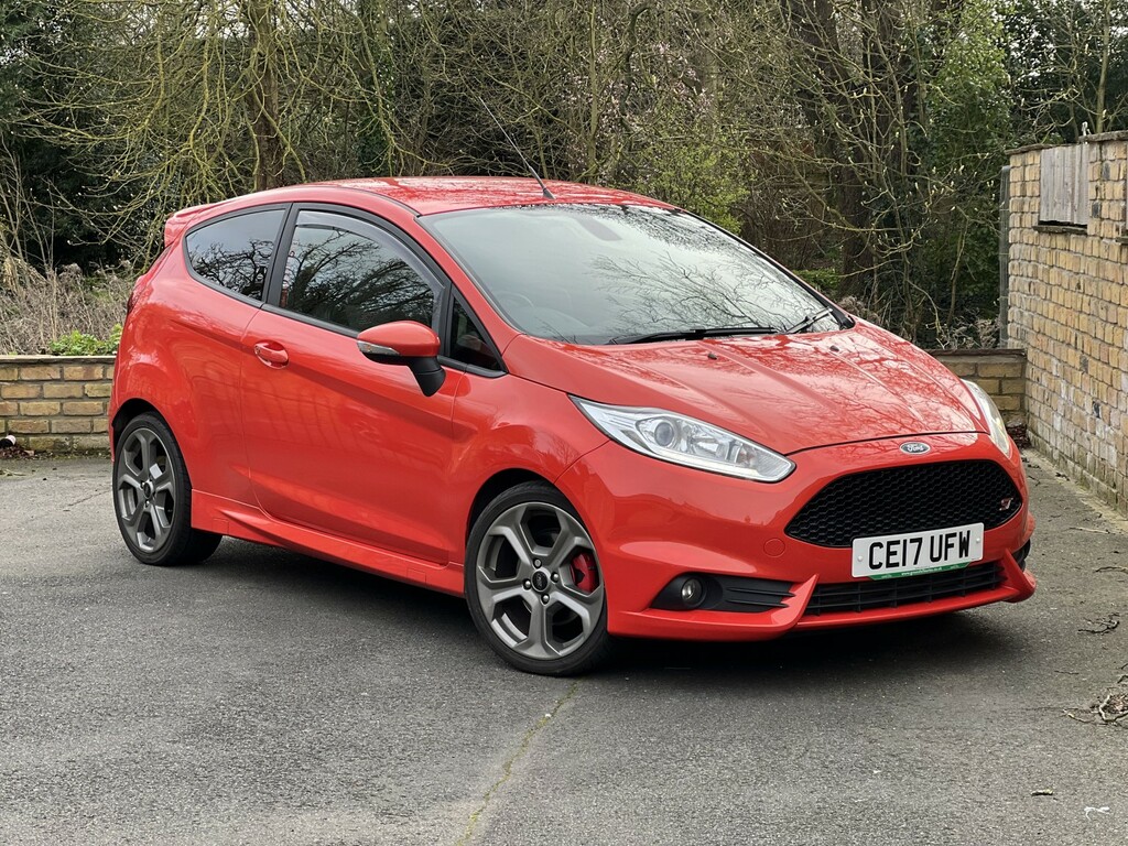 Ford Fiesta Hatchback 1.6 T Ecoboost St-3 2017 CE17UFW Orange #2
