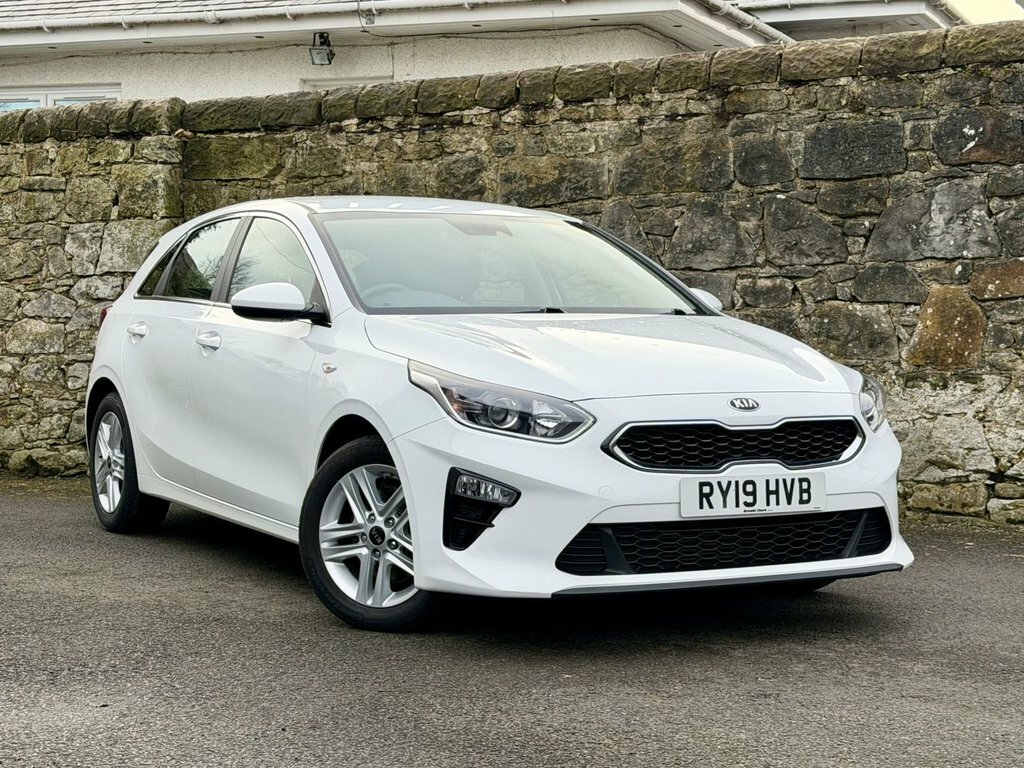 Kia Ceed 1.6L 2 White