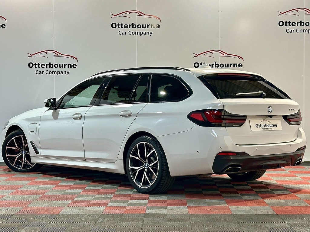 BMW 5 Series 530E M Sport YE71SDO White #3