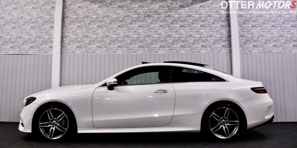 Mercedes-Benz E Class Coupe 2.0 E220d Amg Line - Ulez Compliant PL67JXK White #5