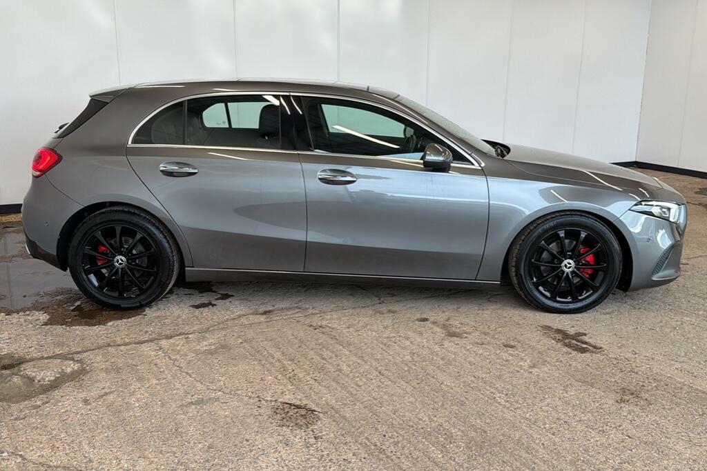 Mercedes-Benz A Class 1.5 A180d Sport Premium Plus Hatchback Diese MV68KWL Grey #6